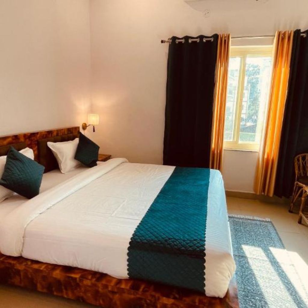 Greenday Escapes Deluxe Room